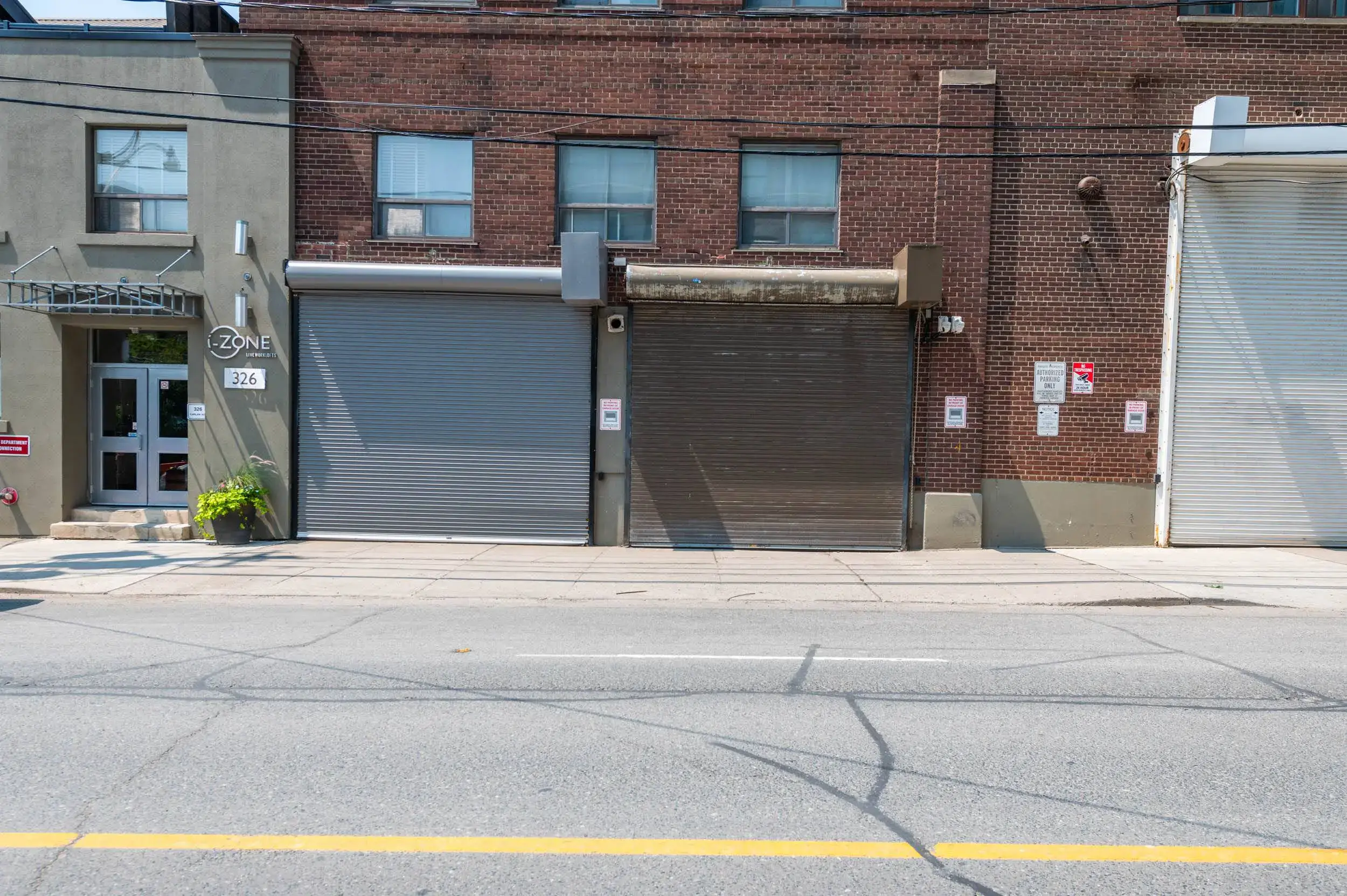 Two units-1173 Dundas-32